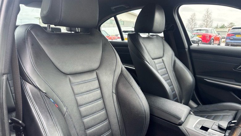 BMW 3 Series 320d M Sport 4dr Step Auto [Tech Pack] Diesel Saloon